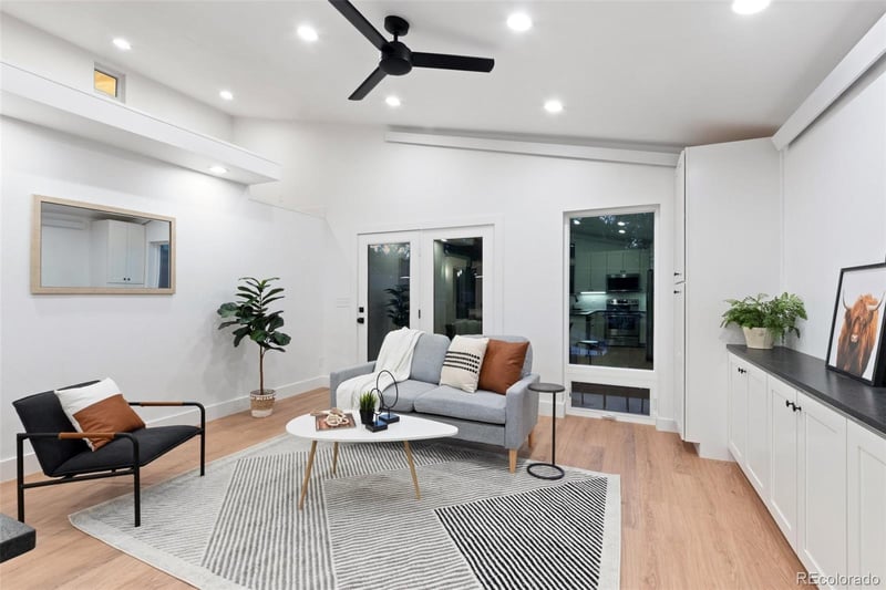 15 Walnut St, Colorado Springs, CO 80905