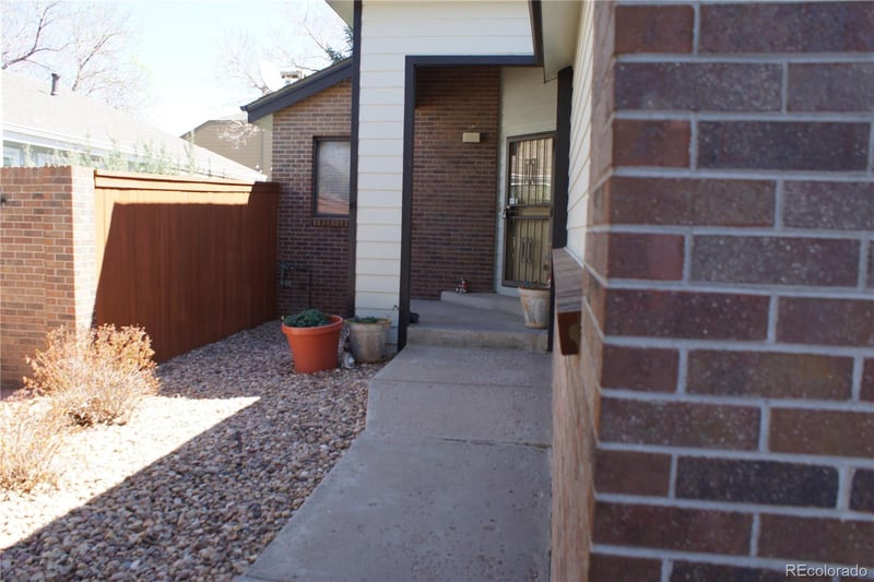 11183 Baltic Pl, Aurora, CO 80014