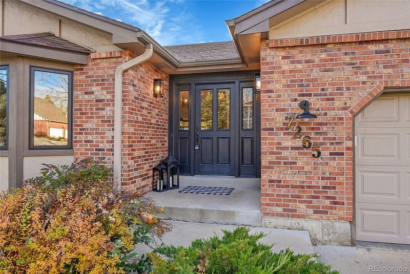 7265 S Sundown Cir, Littleton, CO 80120