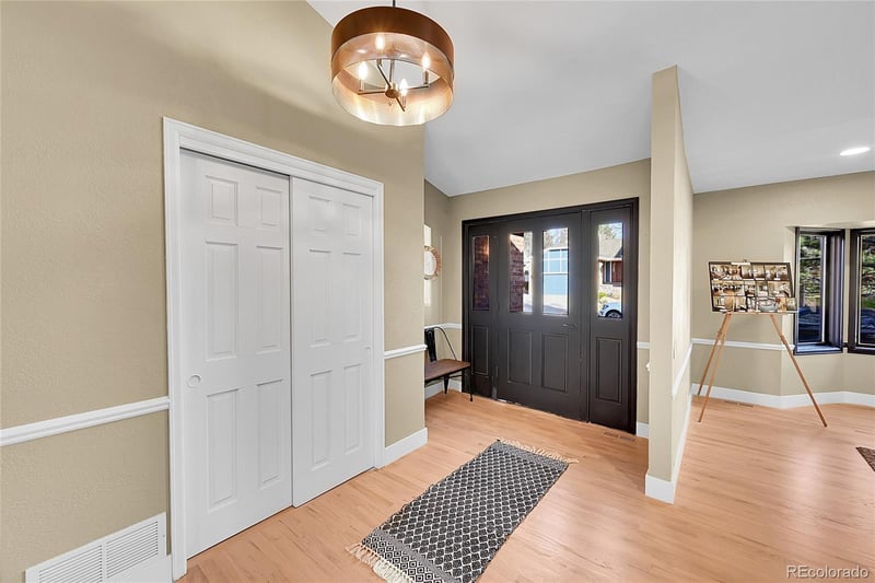 7265 S Sundown Cir, Littleton, CO 80120