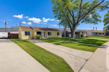 2836 S Grape Way, Denver, CO 80222