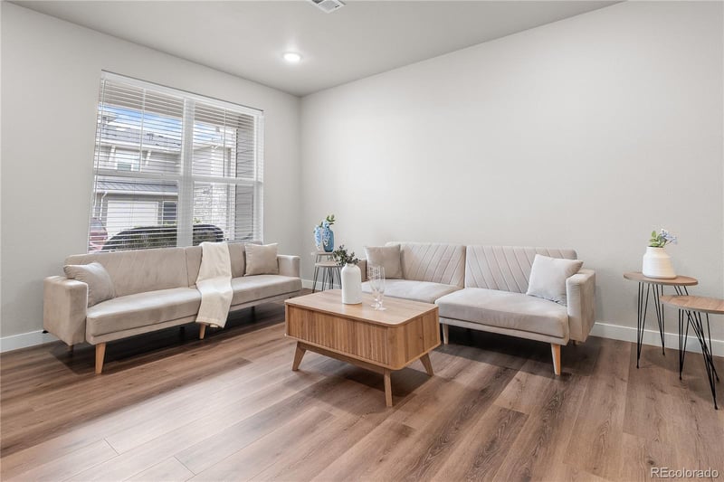 350 High Point Dr #C103, Longmont, CO 80504