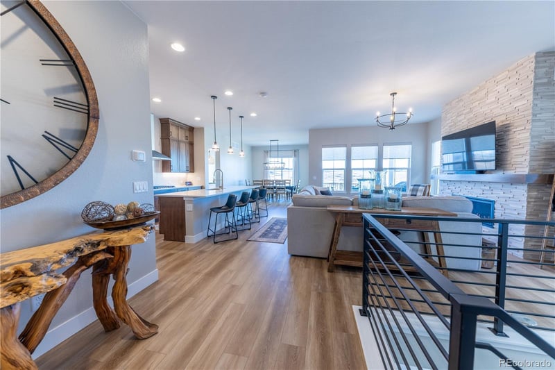 6653 Bridlespur St, Castle Pines, CO 80108