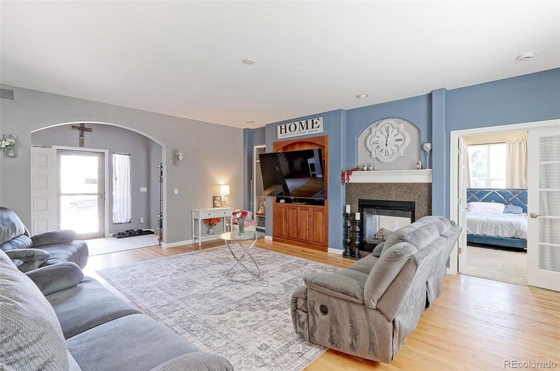 9994 Quintero St, Commerce, CO 80022