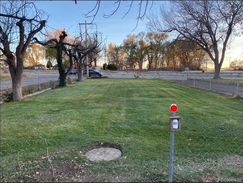1953 South Rd, Pueblo, CO 81006