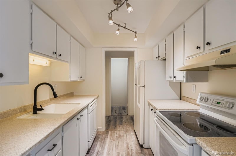 7255 Quincy Ave #403, Denver, CO 80237