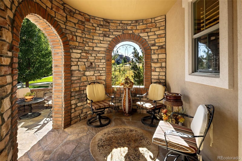 10859 Manorstone Dr, Highlands Ranch, CO 80126