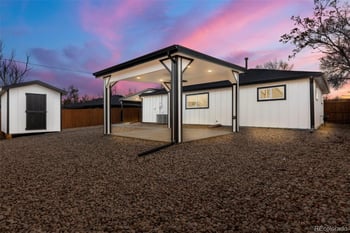 9410 Lilly Ct, Thornton, CO 80229