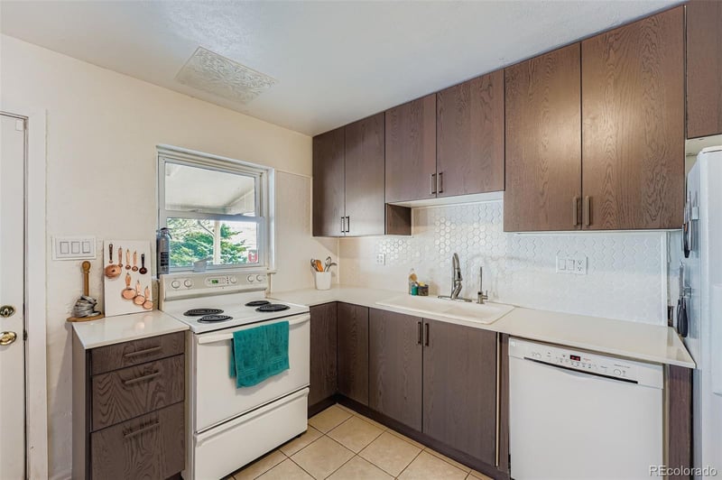 1072 Racine St, Aurora, CO 80011