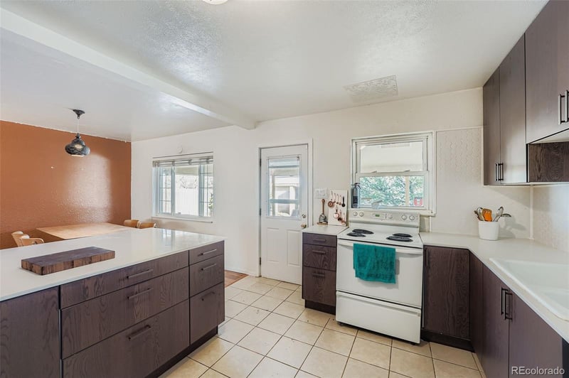 1072 Racine St, Aurora, CO 80011