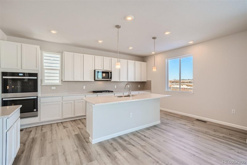 1481 Loraine Cir N, Erie, CO 80026