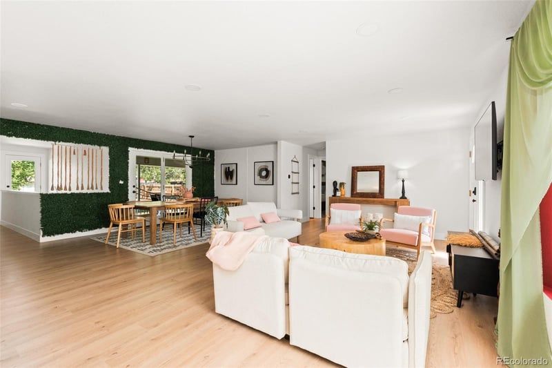 6115 Chase St, Arvada, CO 80003