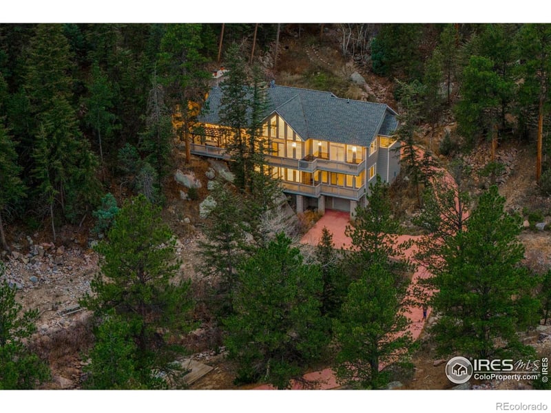 11042 N Saint Vrain Dr, Lyons, CO 80540