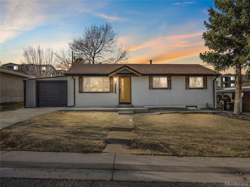 5673 Johnson St, Arvada, CO 80002