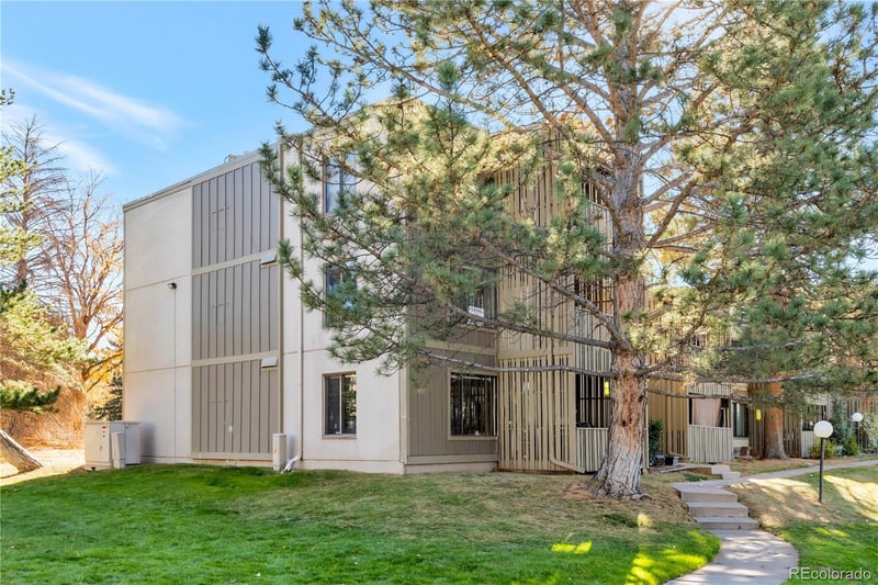 2525 Dayton Way #1805, Denver, CO 80231