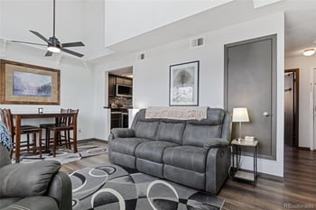 1301 Cathay Ct #202, Aurora, CO 80017