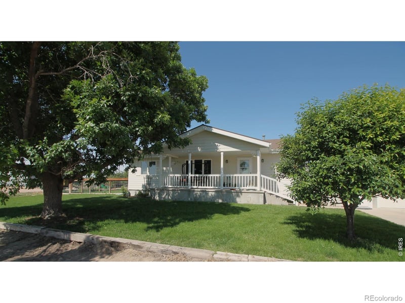 806 Burlington Ave, Haxtun, CO 80731