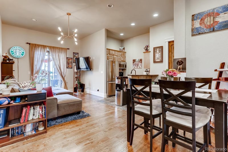 6963 S Espana Way, Aurora, CO 80016