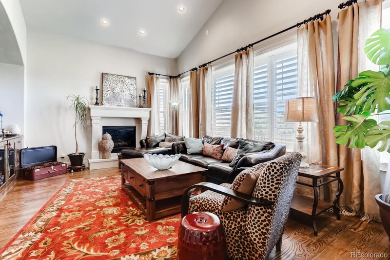 6963 S Espana Way, Aurora, CO 80016