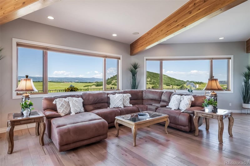 4586 Best Rd, Larkspur, CO 80118