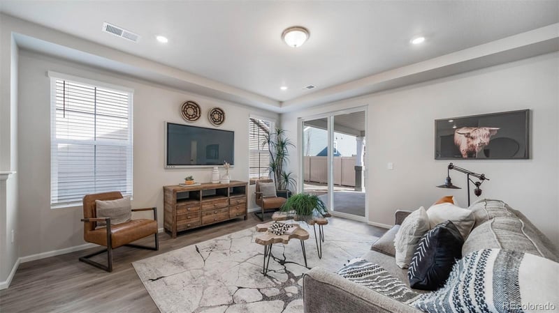 21875 51st Dr, Aurora, CO 80019