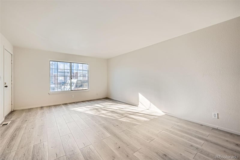 61 Sable Blvd #C14, Aurora, CO 80012