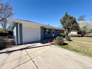 8940 Cole Dr, Arvada, CO 80004