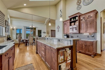 9565 Oak Springs Trl, Franktown, CO 80116