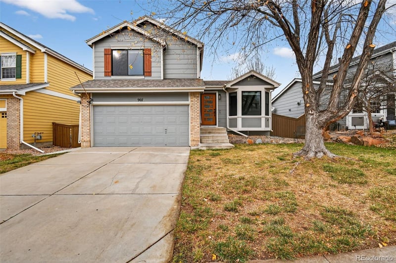 907 Riddlewood Ln, Highlands Ranch, CO 80129