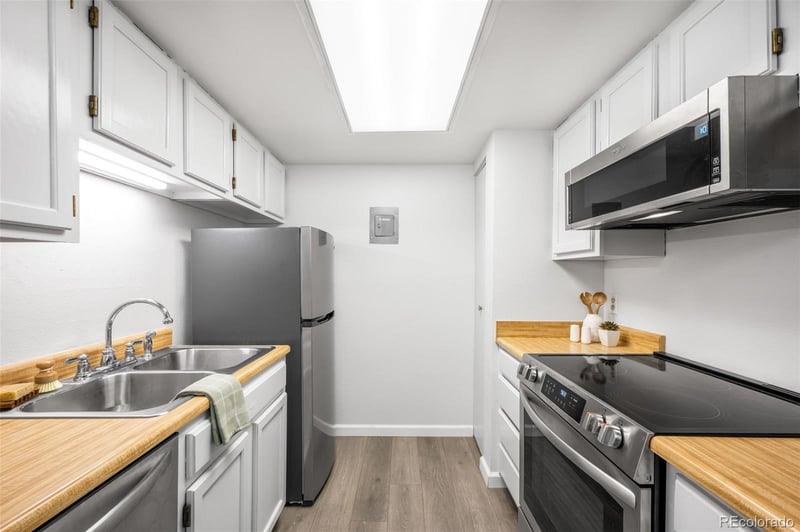 4400 Quebec St #102V, Denver, CO 80237