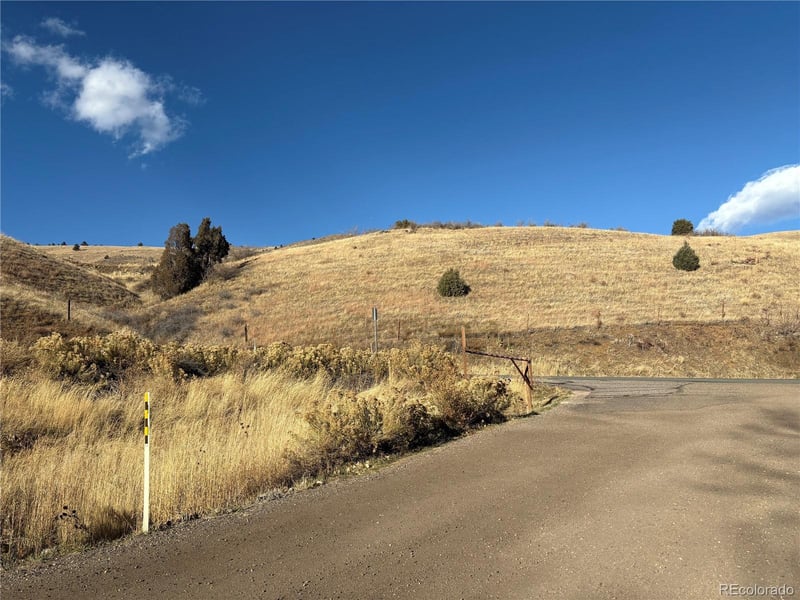 7831 Geneva Rd, Golden, CO 80403