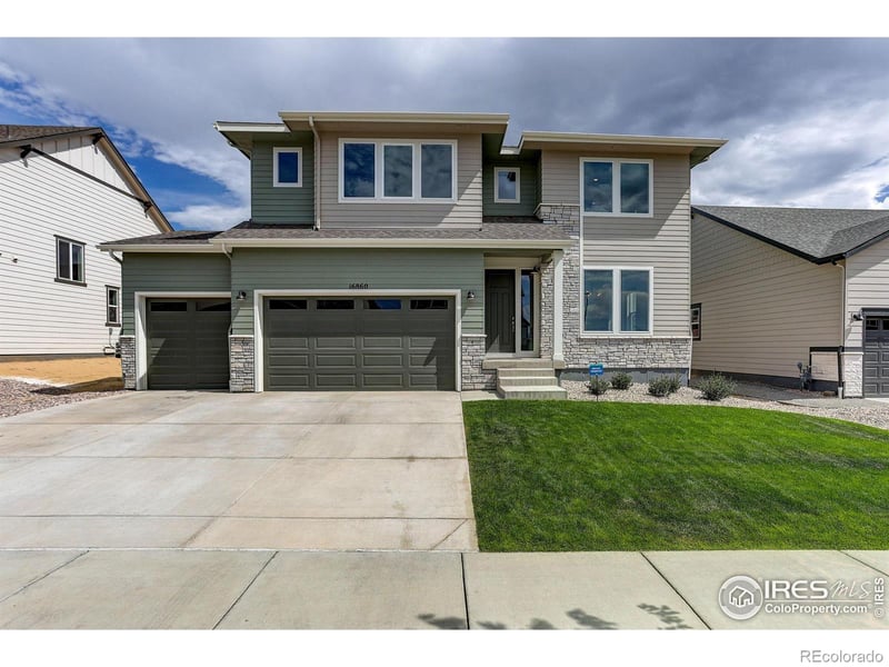 16860 Mckay Dr, Mead, CO 80542