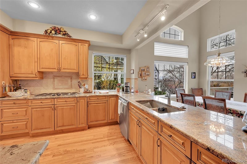 2021 W Nantucket Ct, Littleton, CO 80120