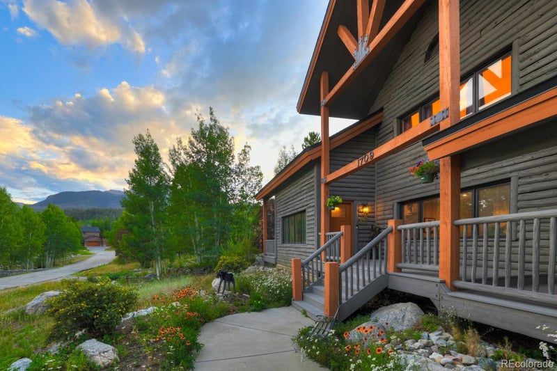 1709 Red Hawk Rd, Silverthorne, CO 80498