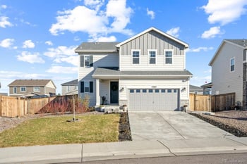 27887 9th Ln, Aurora, CO 80018