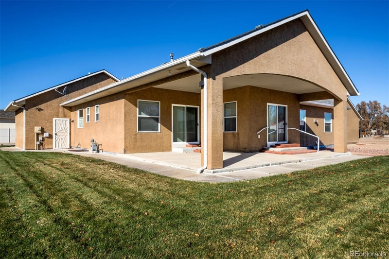 24484 Gale Rd, Pueblo, CO 81006