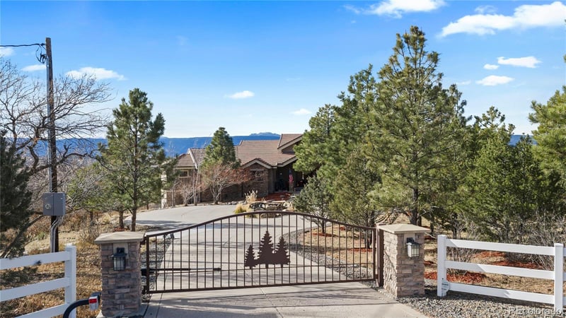 2256 Wolfensberger Rd, Castle Rock, CO 80109