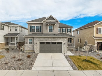7338 Yantley Way, Aurora, CO 80016
