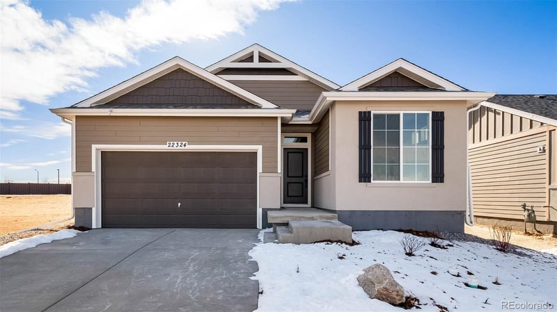 22324 49th Pl, Aurora, CO 80019