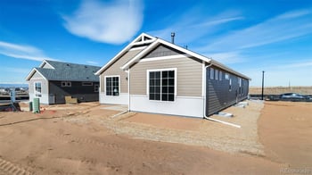 22324 49th Pl, Aurora, CO 80019