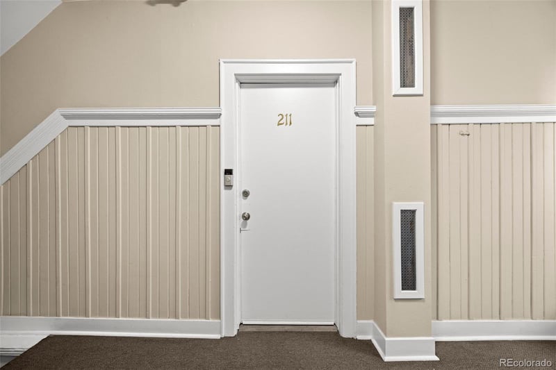 1376 Pearl St #211, Denver, CO 80203