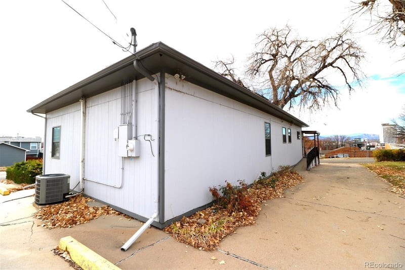 3396 Sherman St, Englewood, CO 80113