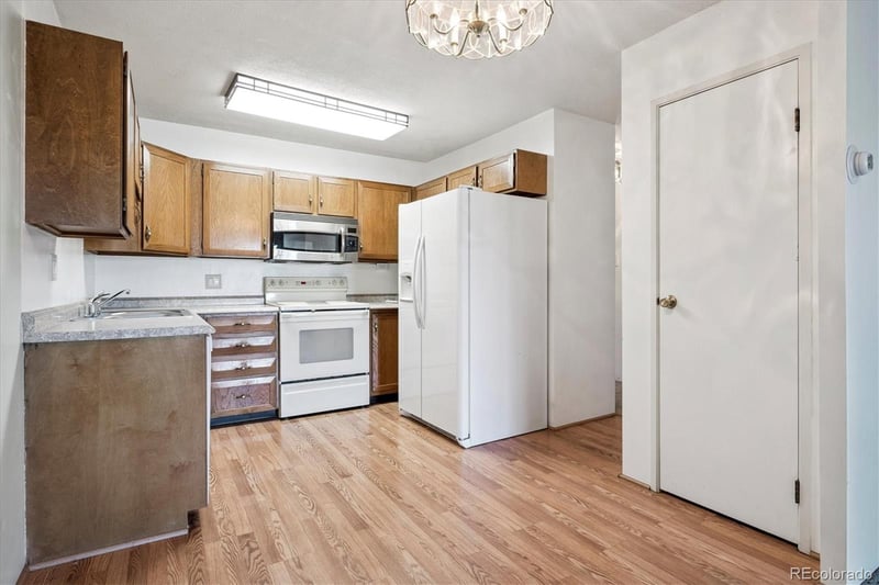 13626 Bates Ave #305, Aurora, CO 80014