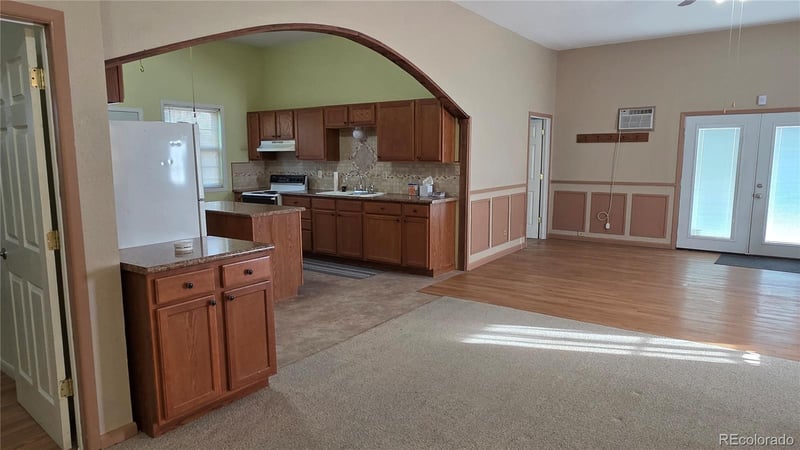 717 Ash St, Julesburg, CO 80737