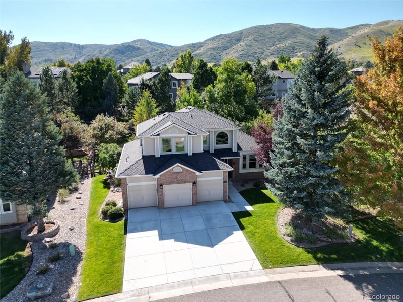 29 Desert Willow Ln, Littleton, CO 80127