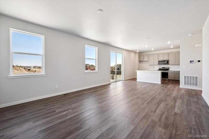 22866 47th Pl, Aurora, CO 80019