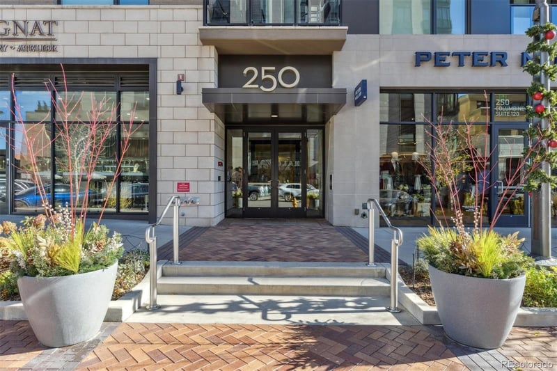 250 Columbine St #216, Denver, CO 80206