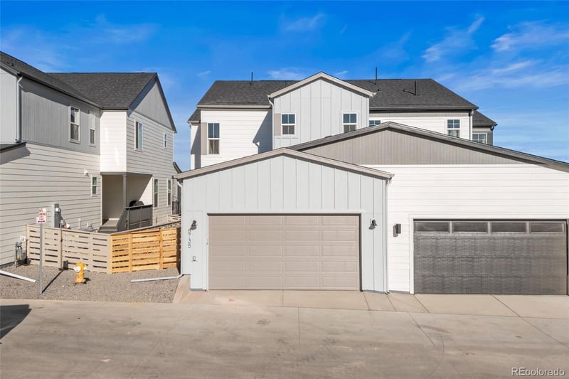 8735 Whiteclover St, Littleton, CO 80125