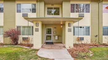 725 S Clinton St #1B, Denver, CO 80247