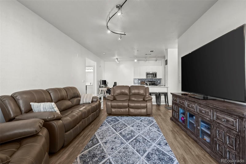 19303 College Dr #207, Aurora, CO 80013